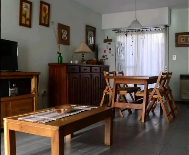 Duplex Con Garage, Patio Y Parrilla
